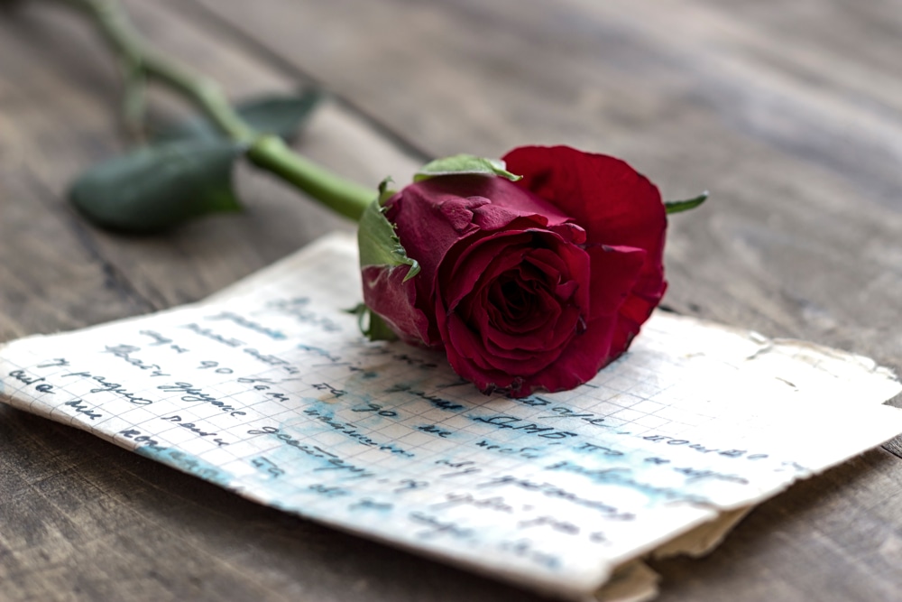A handwritten love letter as a romantic Valentine's Day gift idea