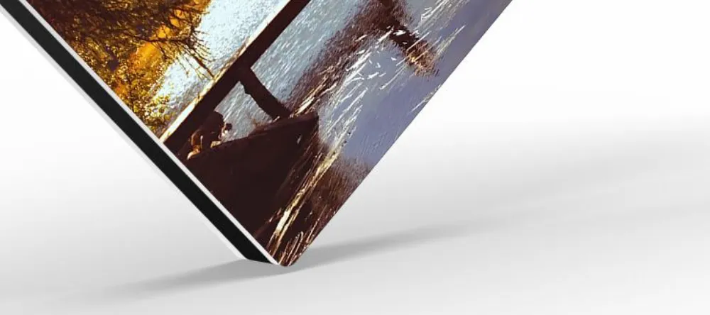 What is a metal print? Edge of aluminum photo print.