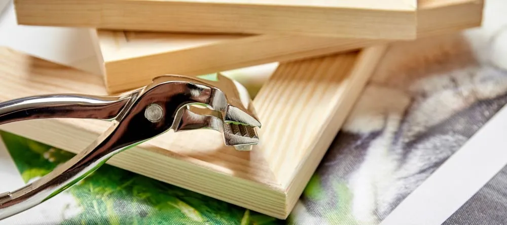 How to make canvas prints. Wooden canvas stretcher frames. 