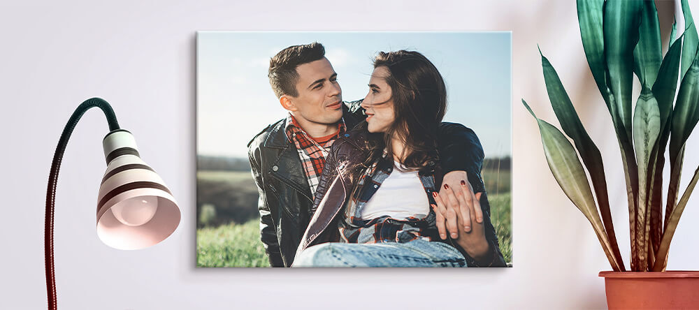 Romantic Canvas Prints: How to Choose the Best Photos. Romantic photo canvas print of young couple.