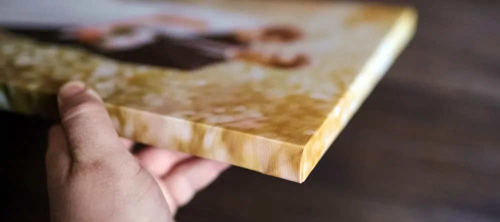 Is CanvasDiscount.com Legit? Close-up photo of canvas print. 