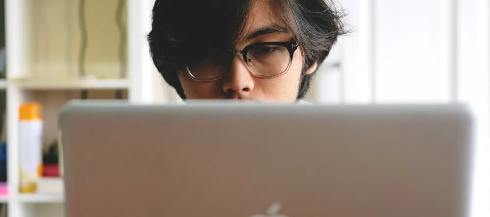 where can i buy the best canvas man with glasses laptop