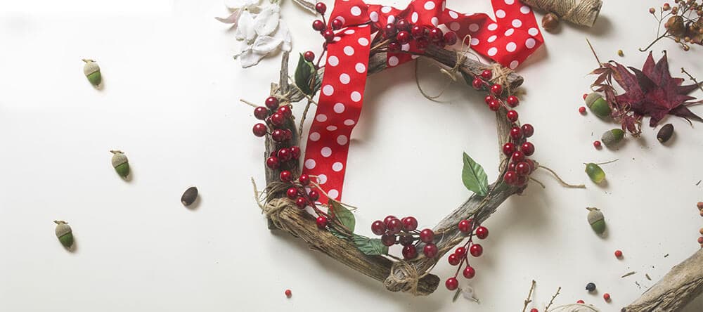 Es muss nicht immer Tannengrün sein – werde kreativ und binde deinen eigenen Kranz
