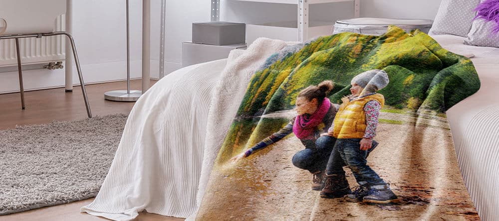 Mit einer unglaublich weichen Kuscheldecke verschenkst du warme Momente