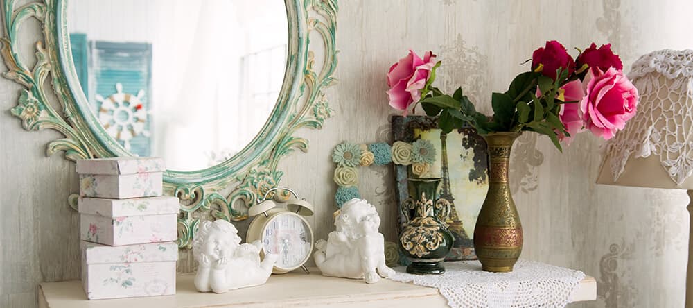 Ausgefallene Rahmen für deinen Spiegel haben große Wirkung auf den Raum