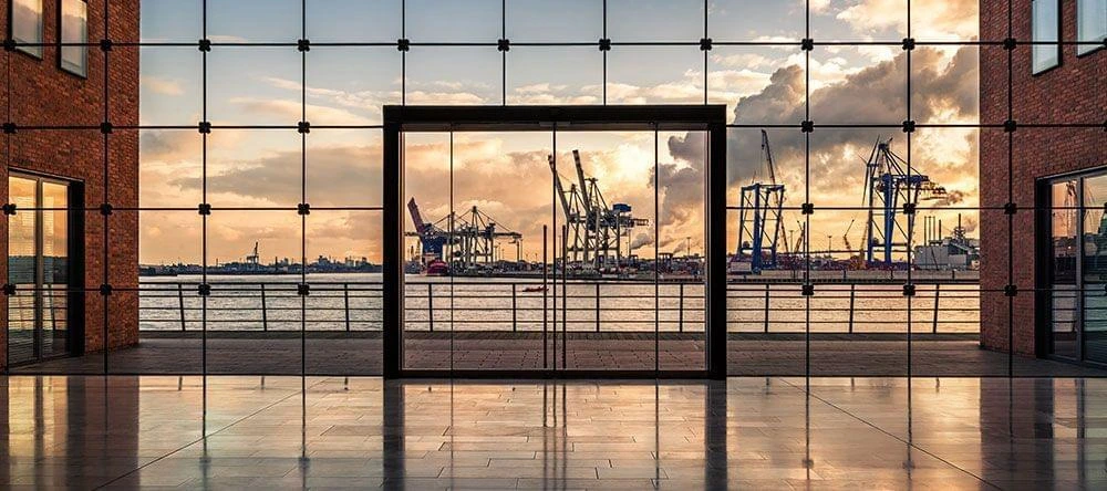 Symmetrical shots, e.g. of architecture, benefit from a central image composition.