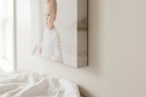 Close-up of the frame depth on a christening canvas print
